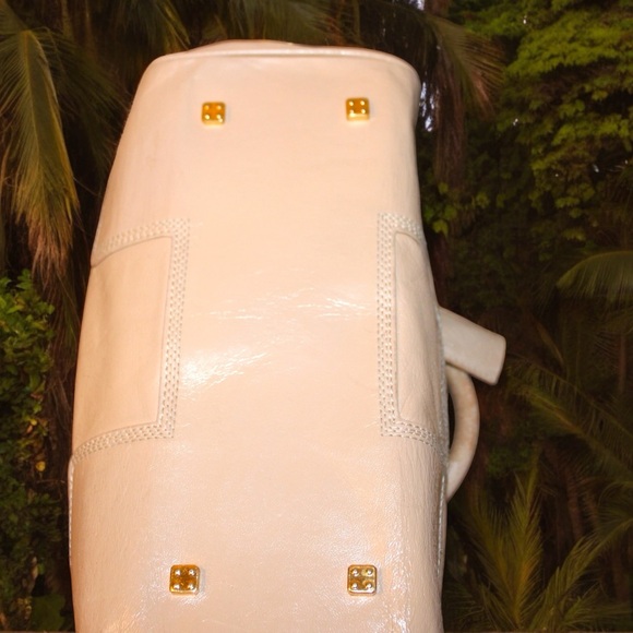 Loewe Amazonia Handbag - EUC - Picture 6 of 10